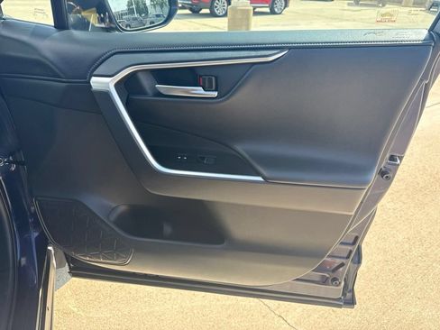 Certified 2019 Toyota RAV4 Limited w/ Cold Weather Package AWD/4WD image 23