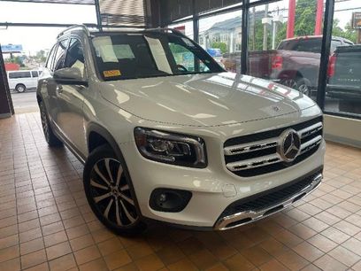 Used 2021 Mercedes-Benz GLB 250 w/ Premium Package