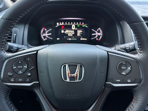 Certified 2023 Honda Passport TrailSport image 17