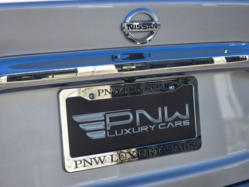 Used 2019 Nissan Maxima 3.5 SV w/ Floor Mat Group FWD image 13