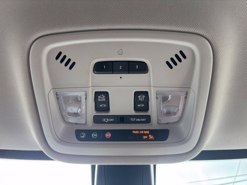 Used 2020 Chevrolet Traverse High Country AWD/4WD image 39