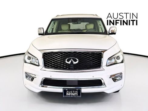 Used 2017 INFINITI QX80 2WD w/ Deluxe Technology Package image 2