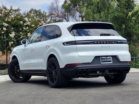 New 2026 Porsche Cayenne S AWD/4WD image 3