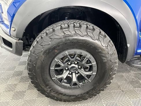Used 2018 Ford F150 Raptor w/ Equipment Group 802A Luxury image 29