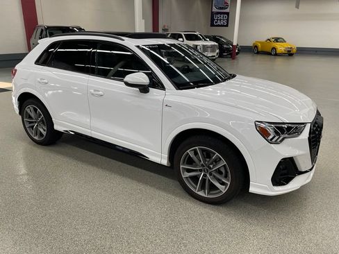 Used 2024 Audi Q3 2.0T Premium Plus w/ Premium Plus Package AWD/4WD image 4