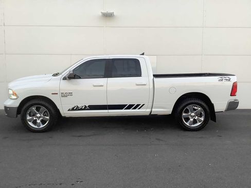 Used 2019 RAM 1500 Big Horn image 2
