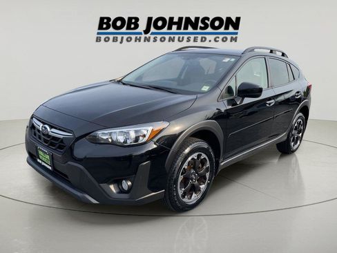 Used 2021 Subaru Crosstrek 2.0i Premium w/ Moonroof Package AWD/4WD image 3