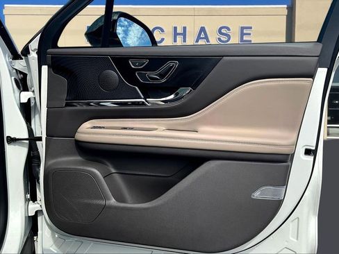 Used 2024 Lincoln Corsair Grand Touring w/ Equipment Group 301A image 30