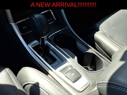 Used 2021 Subaru Ascent Limited AWD/4WD image 21