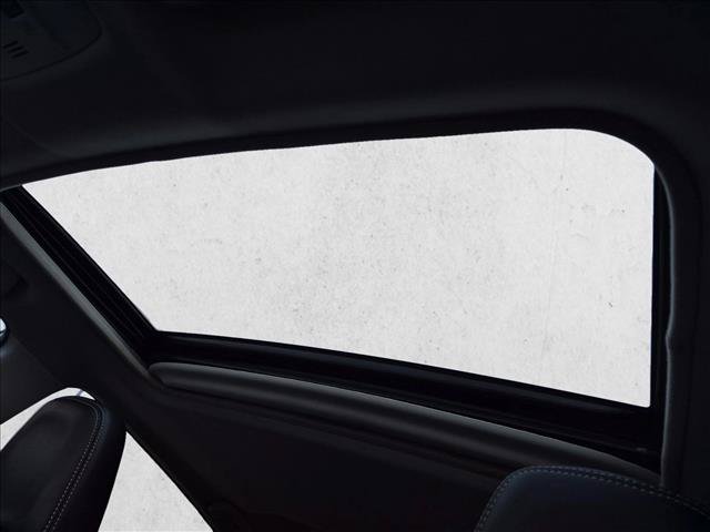 Used 2015 Toyota RAV4 Limited FWD image 16