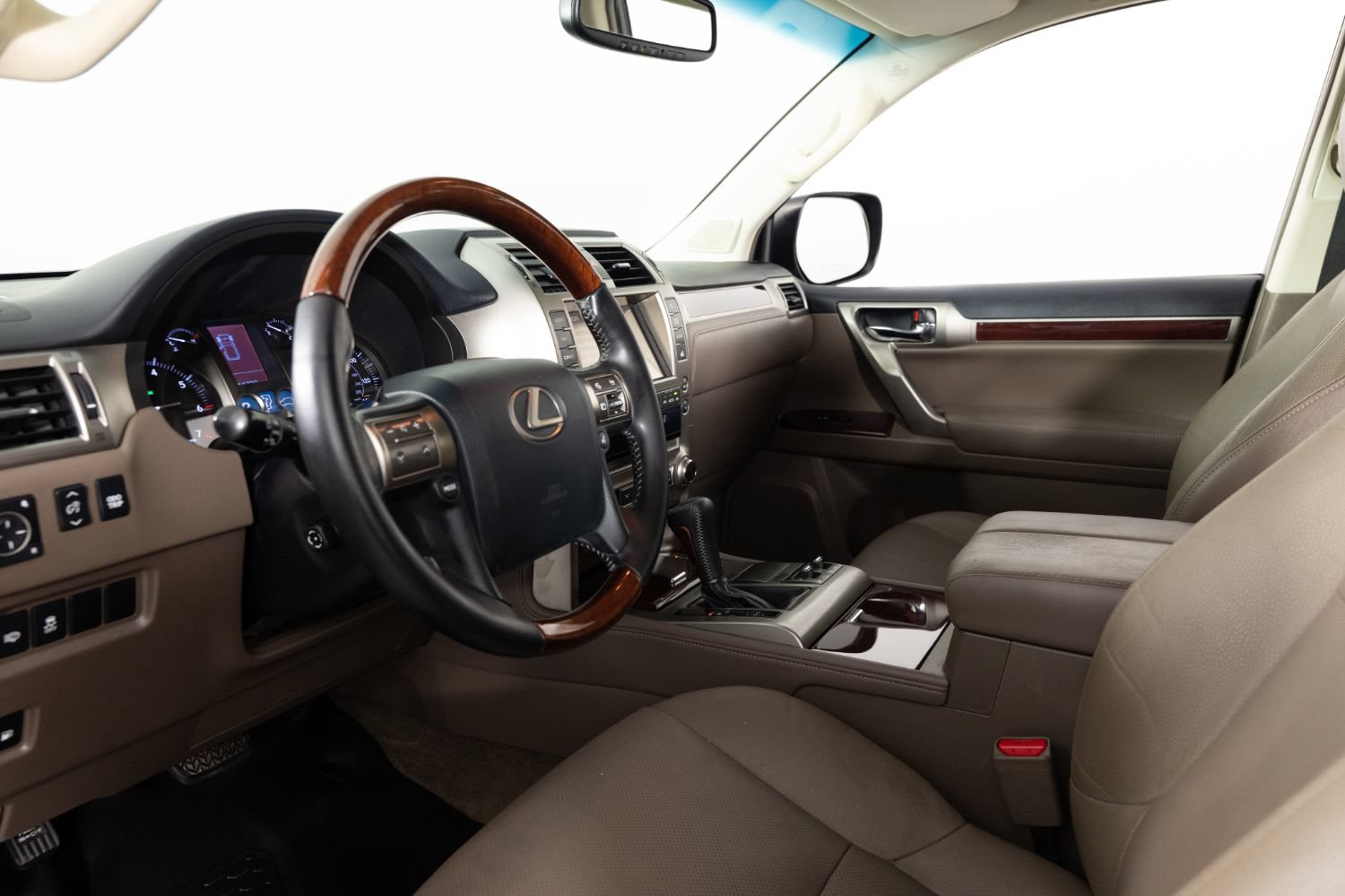Used 2015 Lexus GX 460 w/ Premium Package AWD/4WD image 13