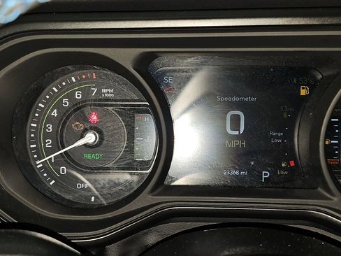 Used 2024 Jeep Wrangler Unlimited Rubicon 4xe w/ Technology Group AWD/4WD image 12