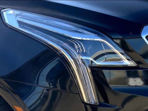 Used 2023 Cadillac XT5 Premium Luxury image 26