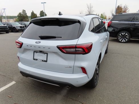 New 2025 Ford Escape ST-Line Elite w/ Premium Technology Package image 4