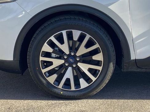 Used 2020 Ford Escape SE Sport image 29