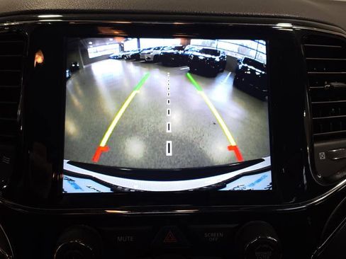 Used 2021 Jeep Grand Cherokee Limited w/ Quick Order Package 28K 80th image 18