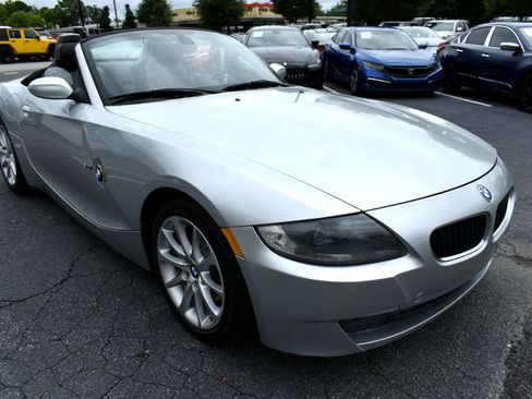 Used 2006 BMW Z4 3.0i image 5