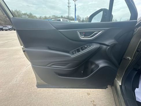 Used 2023 Subaru Forester Premium image 24