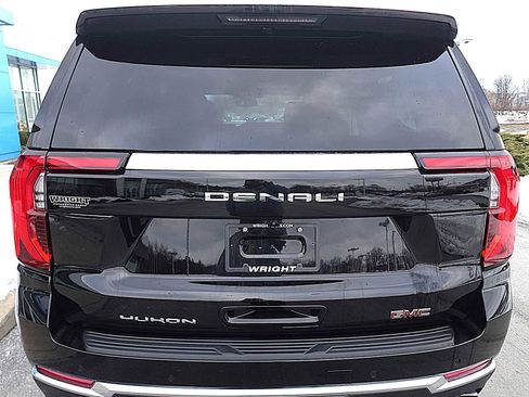 New 2025 GMC Yukon XL Denali w/ LPO, Illumination Package image 4