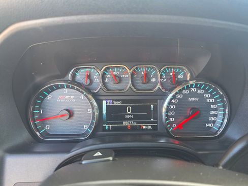 Used 2018 Chevrolet Silverado 1500 LT w/ All Star Edition image 17