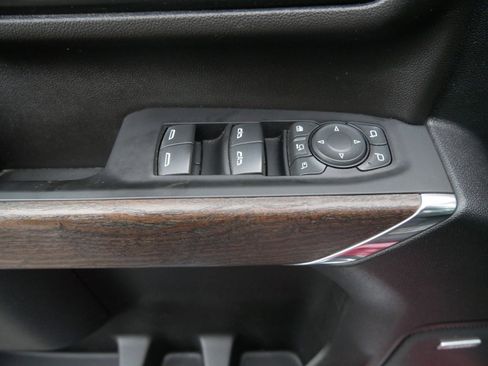 Used 2022 GMC Sierra 3500 Denali image 16