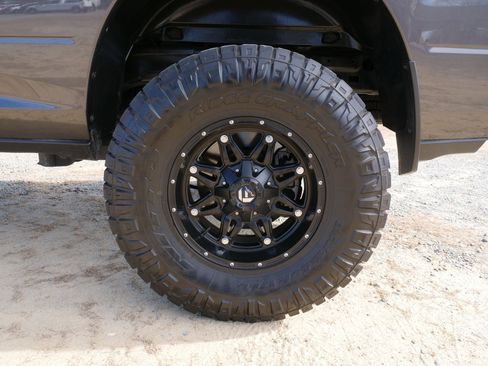 Used 2024 RAM 2500 Tradesman w/ Protection Group image 13