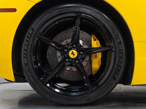 Used 2010 Ferrari 458 Italia Coupe RWD image 24