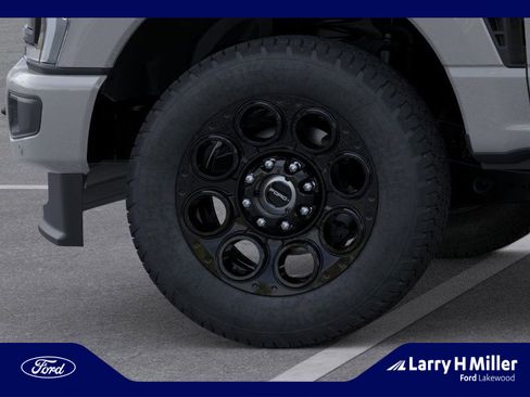 New 2026 Ford F350 Lariat w/ Black Appearance Package image 19
