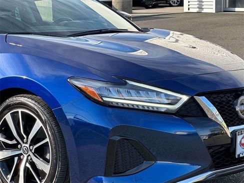 Certified 2023 Nissan Maxima SV w/ Floor Mat Group image 8