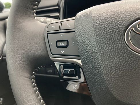 New 2026 Toyota Camry SE image 7