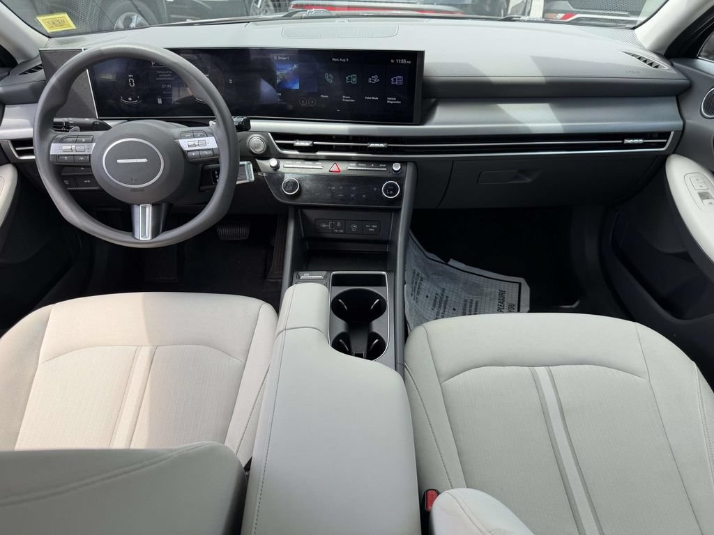 Certified 2025 Hyundai Sonata SEL AWD/4WD image 15