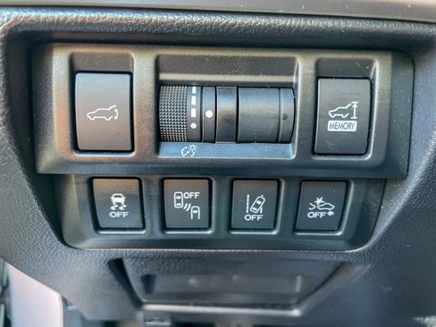 Used 2019 Subaru Outback 2.5i Limited w/ Popular Package #2 AWD/4WD image 13