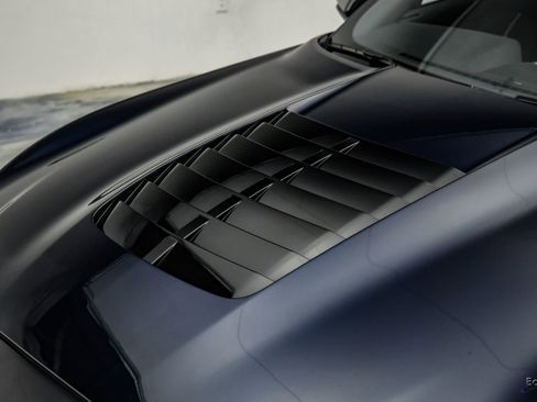 Used 2021 Ford Mustang Shelby GT500 w/ Carbon Fiber Track Pack RWD image 39