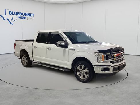 Used 2018 Ford F150 XLT w/ Equipment Group 301A Mid RWD image 3