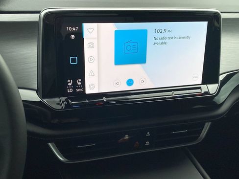 New 2026 Volkswagen Atlas Cross Sport SE FWD image 21