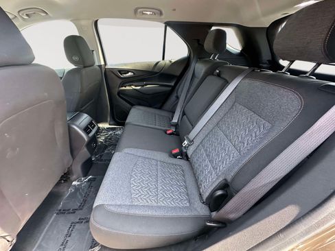 Used 2023 Chevrolet Equinox LT FWD image 31