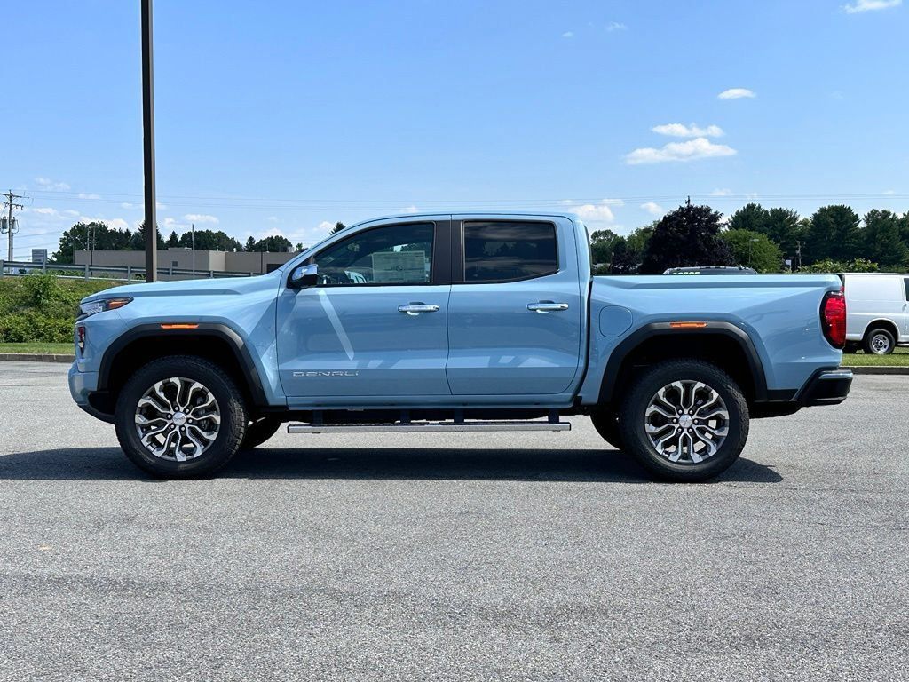 New 2026 GMC Canyon Denali AWD/4WD image 6