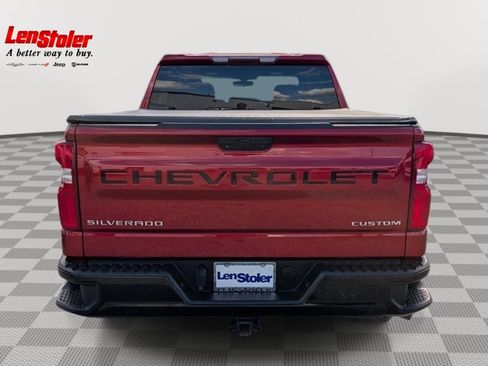 Used 2019 Chevrolet Silverado 1500 Custom Trail Boss w/ Custom Convenience Package AWD/4WD image 4