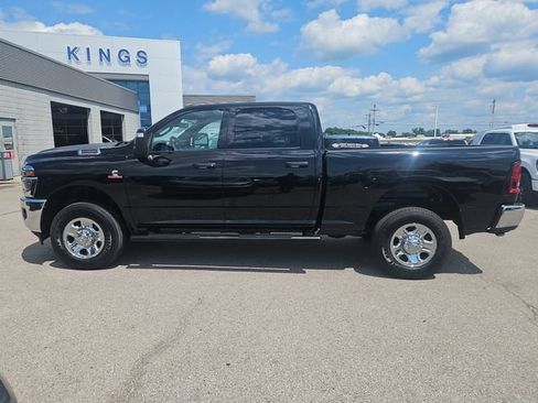 Used 2025 RAM 2500 Tradesman AWD/4WD image 2
