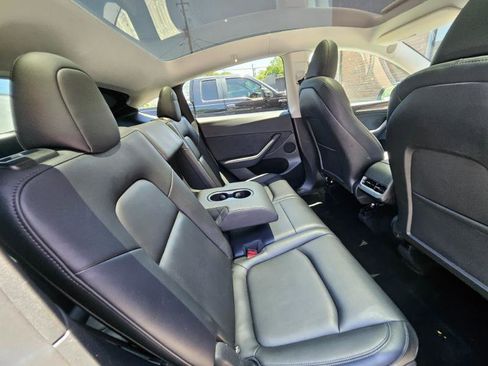 Used 2023 Tesla Model Y Long Range AWD/4WD image 67