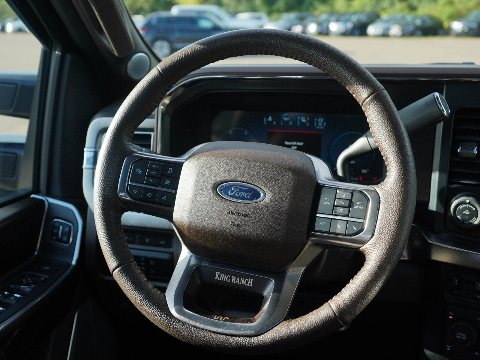 Used 2023 Ford F350 King Ranch AWD/4WD image 18