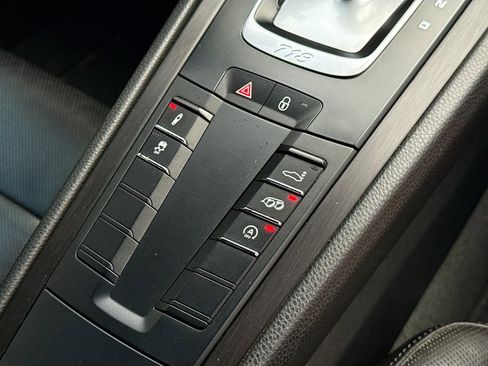 Used 2019 Porsche 718 Cayman GTS image 31