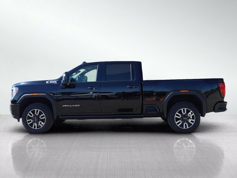 Used 2021 GMC Sierra 2500 AT4 w/ AT4 Premium Plus Package AWD/4WD image 2