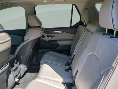 Used 2023 Honda Pilot Elite image 18