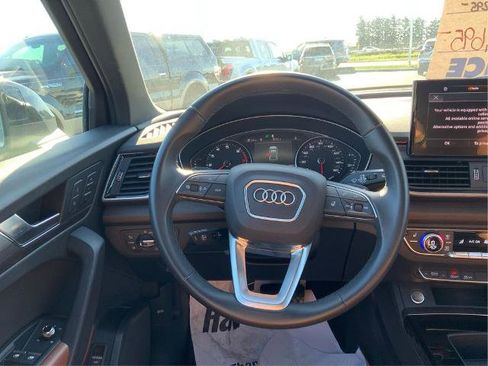 Used 2024 Audi Q5 2.0T Premium w/ Convenience Package image 19