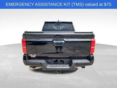 Used 2024 Toyota Tacoma SR5 AWD/4WD image 7