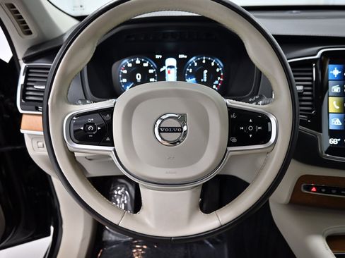 Used 2019 Volvo XC90 T6 Inscription w/ Protection Package Premier AWD/4WD image 7