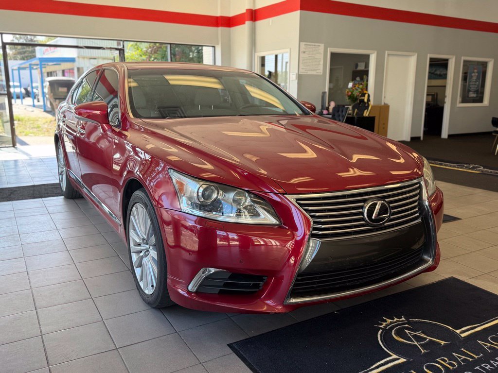 Used 2014 Lexus LS 460 w/ Comfort Package RWD image 6