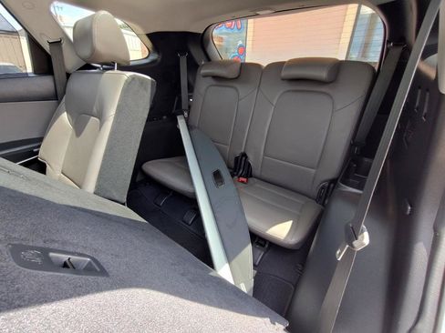 Used 2017 Hyundai Santa Fe FWD w/ Cargo Package image 33