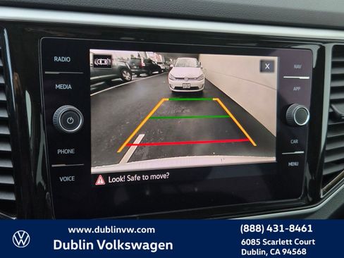 Certified 2022 Volkswagen Atlas SEL R-Line image 17